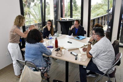 Agrandir l'image 4 sur 33, fenêtre modale