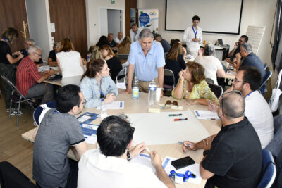 Agrandir l'image 3 sur 33, fenêtre modale