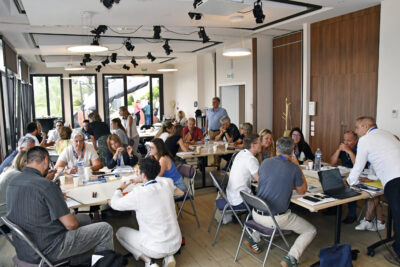 Agrandir l'image 9 sur 33, fenêtre modale