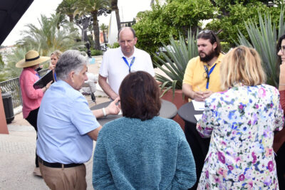 Agrandir l'image 12 sur 33, fenêtre modale