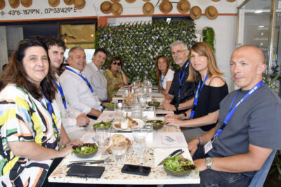 Agrandir l'image 15 sur 33, fenêtre modale